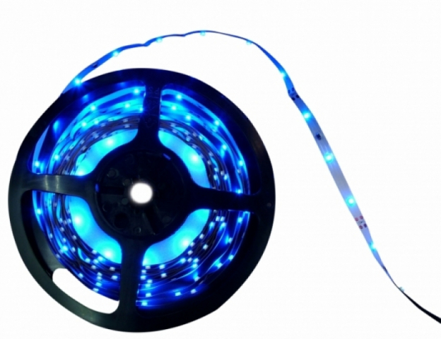 LEDmaster Prémium 30 LED/méteres 12 V-os beltéri kék LED szalag 