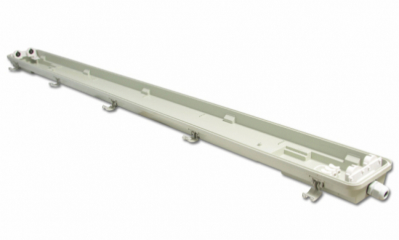 MasterLED 120 cm-es armatúra 2x18 W-os víztiszta fedéllel LED fénycsövekkel