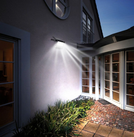 EcoLight Solar LED 1,4W-os reflektor mozgásérzékelővel és alkonykapcsolóval