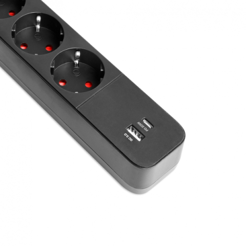 Videx Oncord fekete színű 4-es hosszabbító kapcsolóval, 3m-es kábellel, 1 x USB + 1 x USB-C